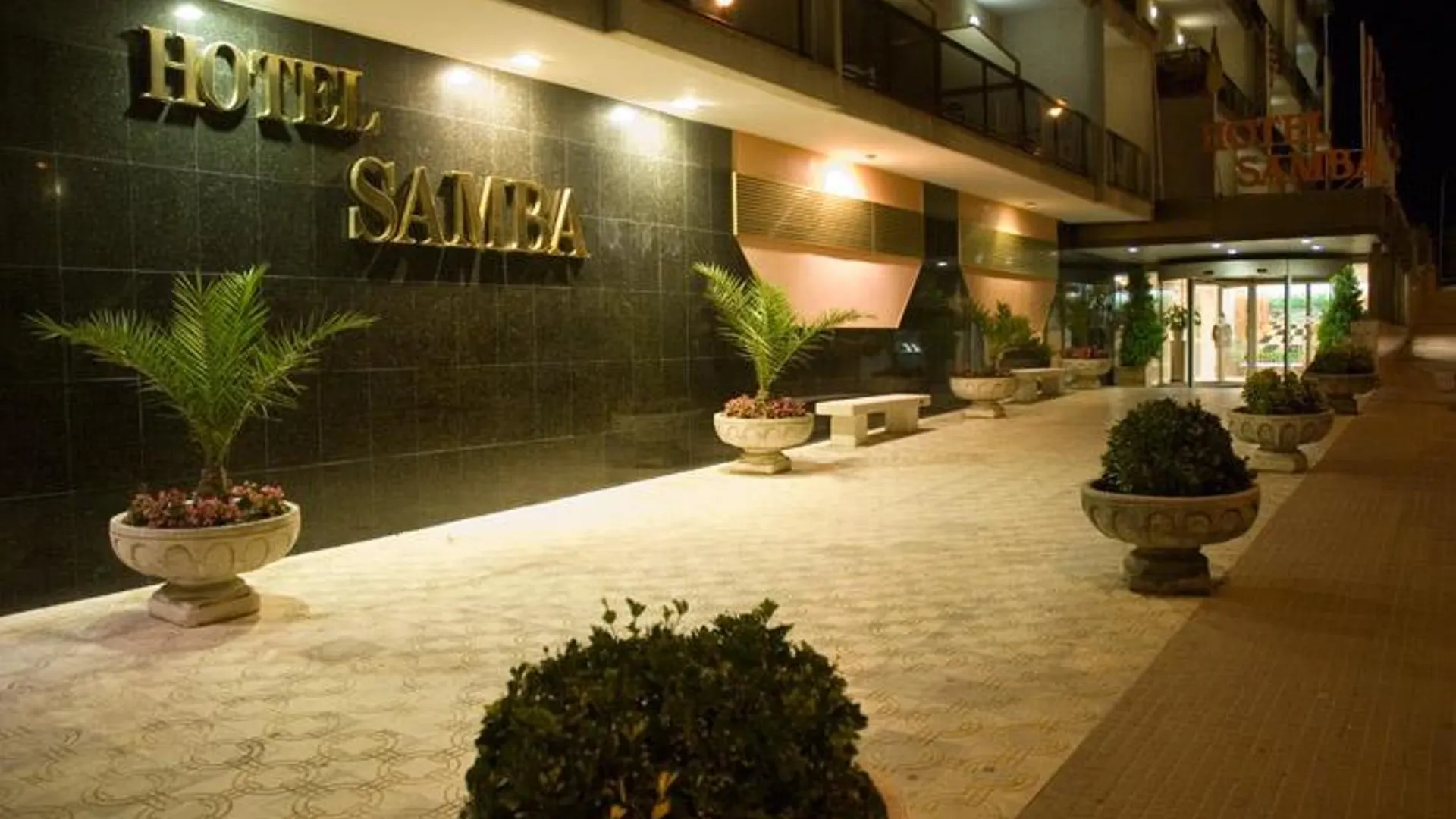 Hotel Samba Lloret de Mar 3*,